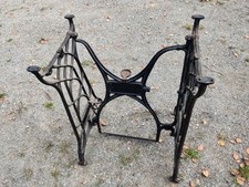 Nähmaschinengestell