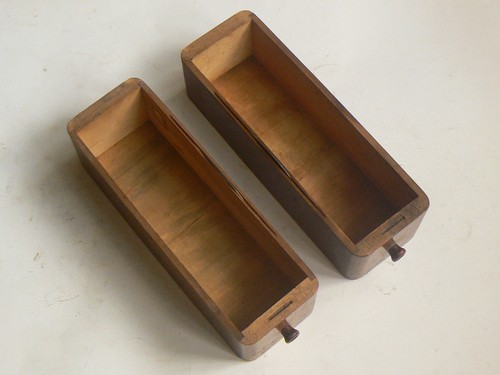 Holzschubladen einer
