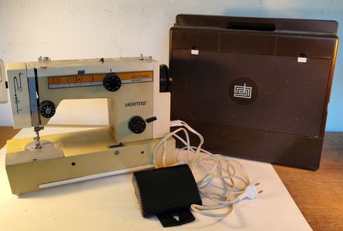 Ddr veritas koffernähmaschine - ddr,