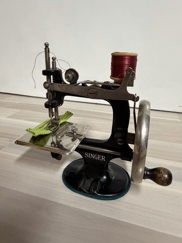 Antike singer model 1 - antike,